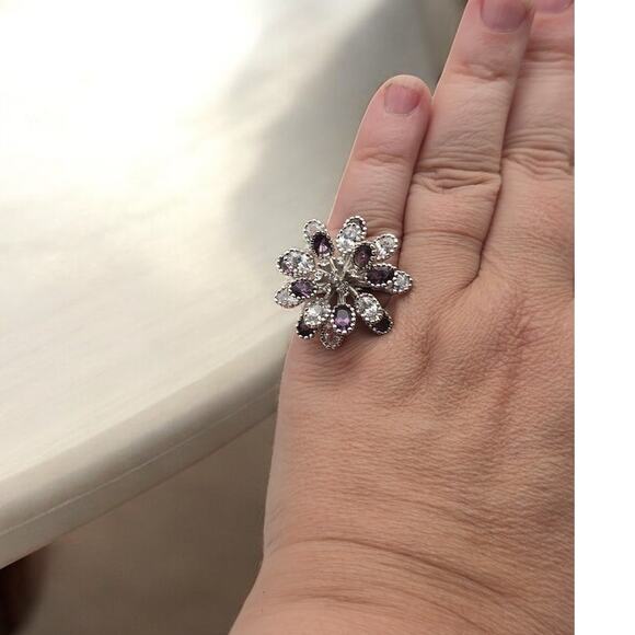 Dazzling Silver-Tone Statement Cocktail Ring | Floral Design | Size 9 - Picture 1 of 8